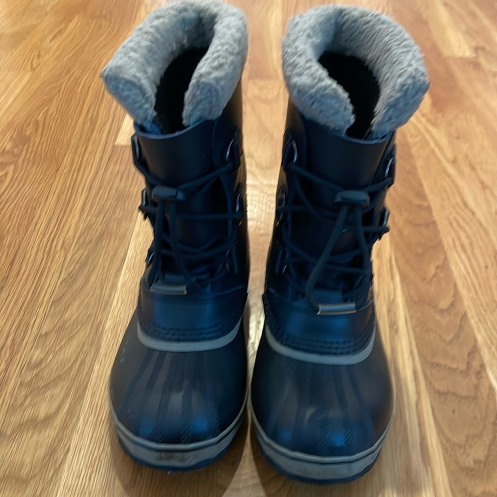 Sorel boots. Black size 6.